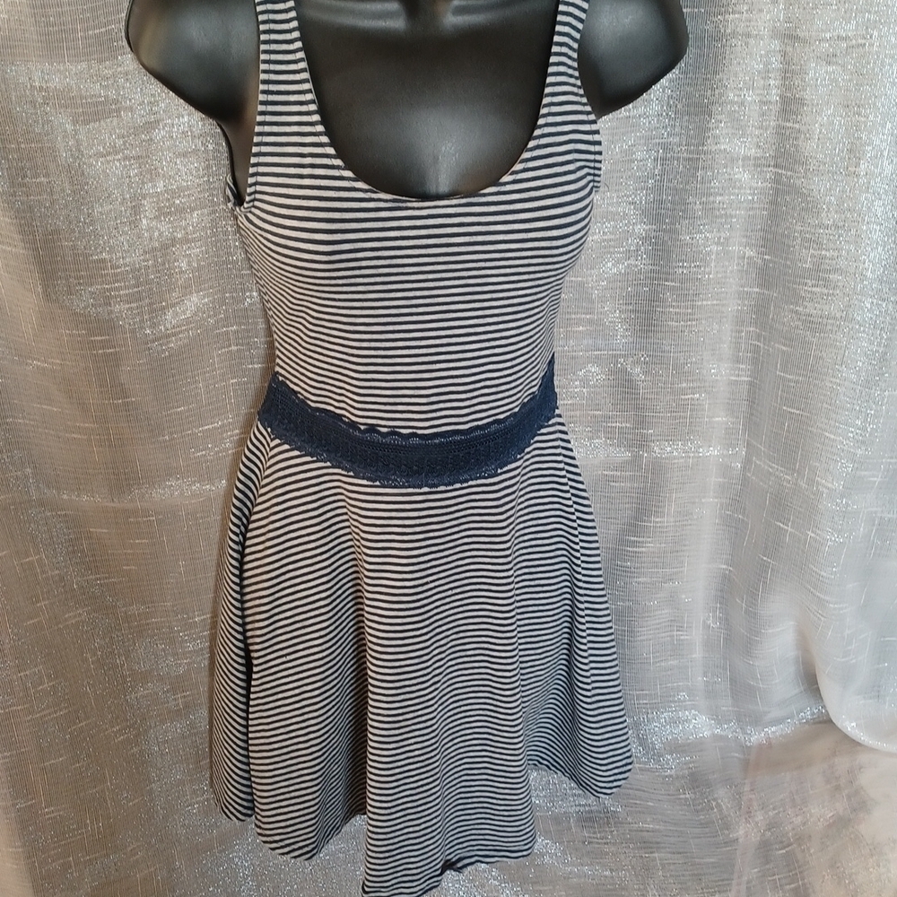 Abercrombie & Fitch Jr Dress Fit & Flare, sz S, gray & blue stripe